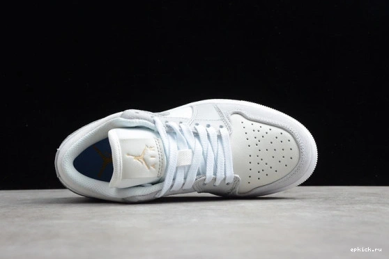 Cheap EP CV3043-100 “Paris” Low CV3043-100 1 Air Jordan 0120